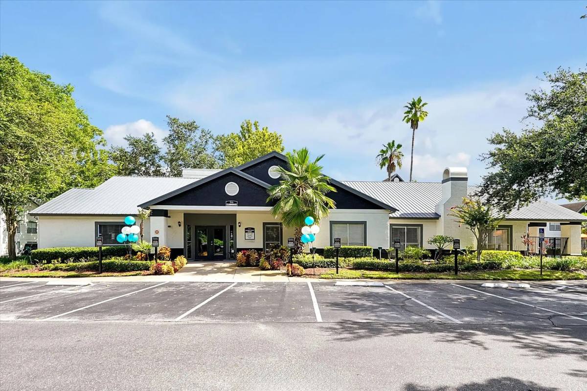 Apartment for rent at 3440 N Goldenrod Rd, Winter Park, FL 32792