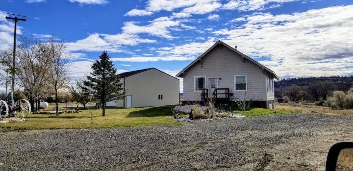 House for rent at 14 Cemetery Rd, Park City, MT 59063