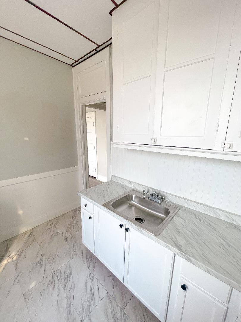 Apartment for rent at 601 Main St #7, Toledo, OH 43605