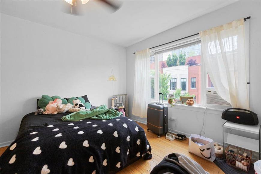 Apartment for rent at 2453 N Clark #3, Chicago, IL 60660