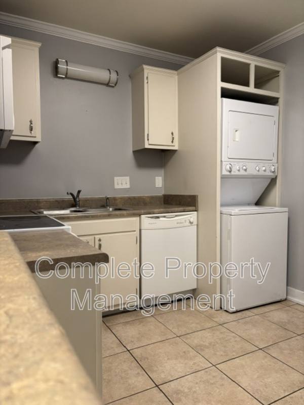 Condo for rent at 55 Hanover Circle #206, Birmingham, AL 35205