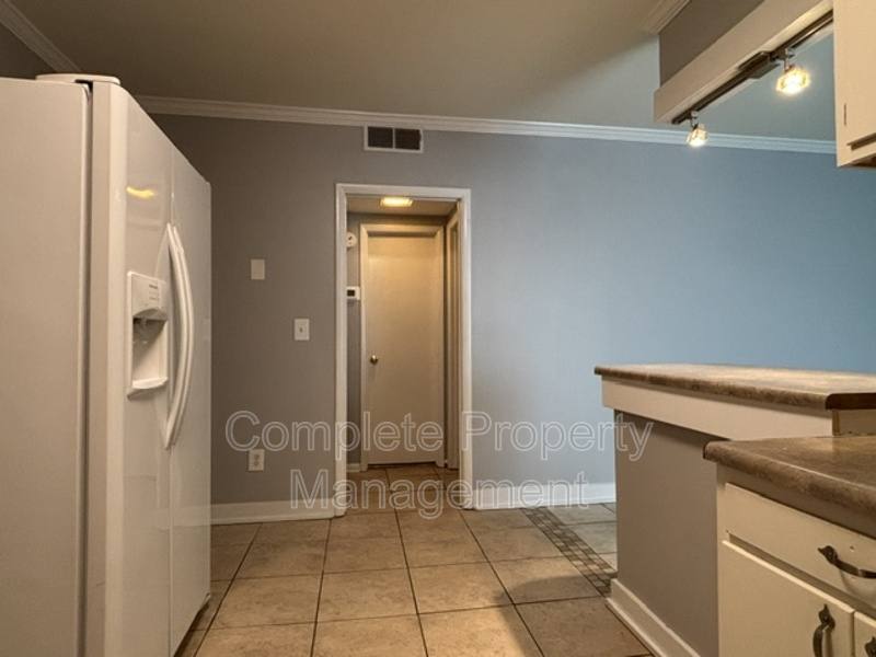Condo for rent at 55 Hanover Circle #206, Birmingham, AL 35205
