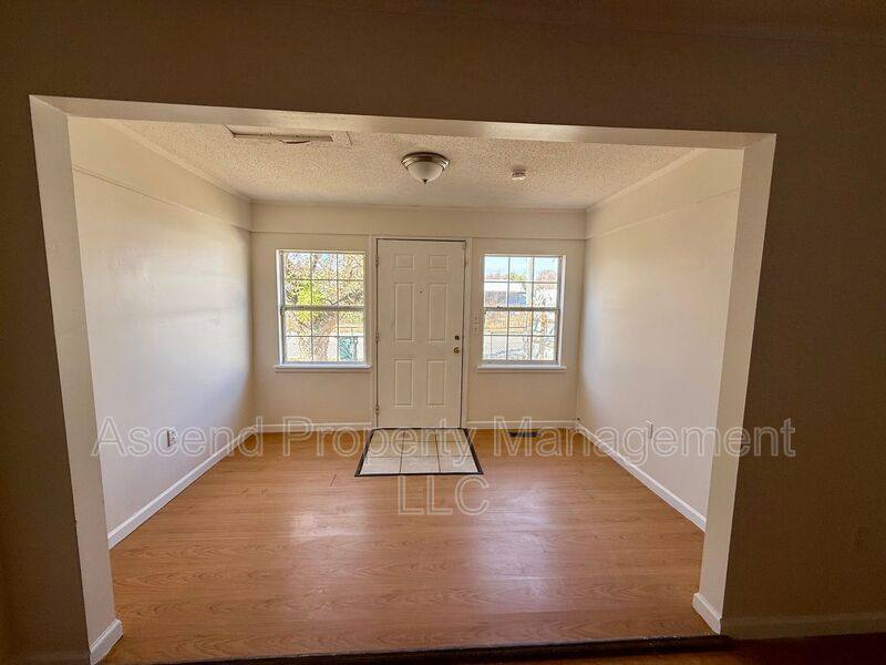 Apartment for rent at 3208 Dodds Ave #B, Chattanooga, TN 37407