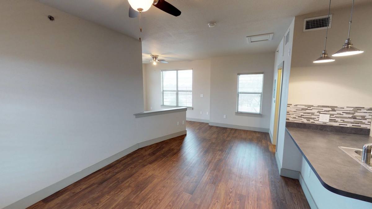 1212 Greenlee St, Denton, TX 76201 - Apartment For Rent - Image 10