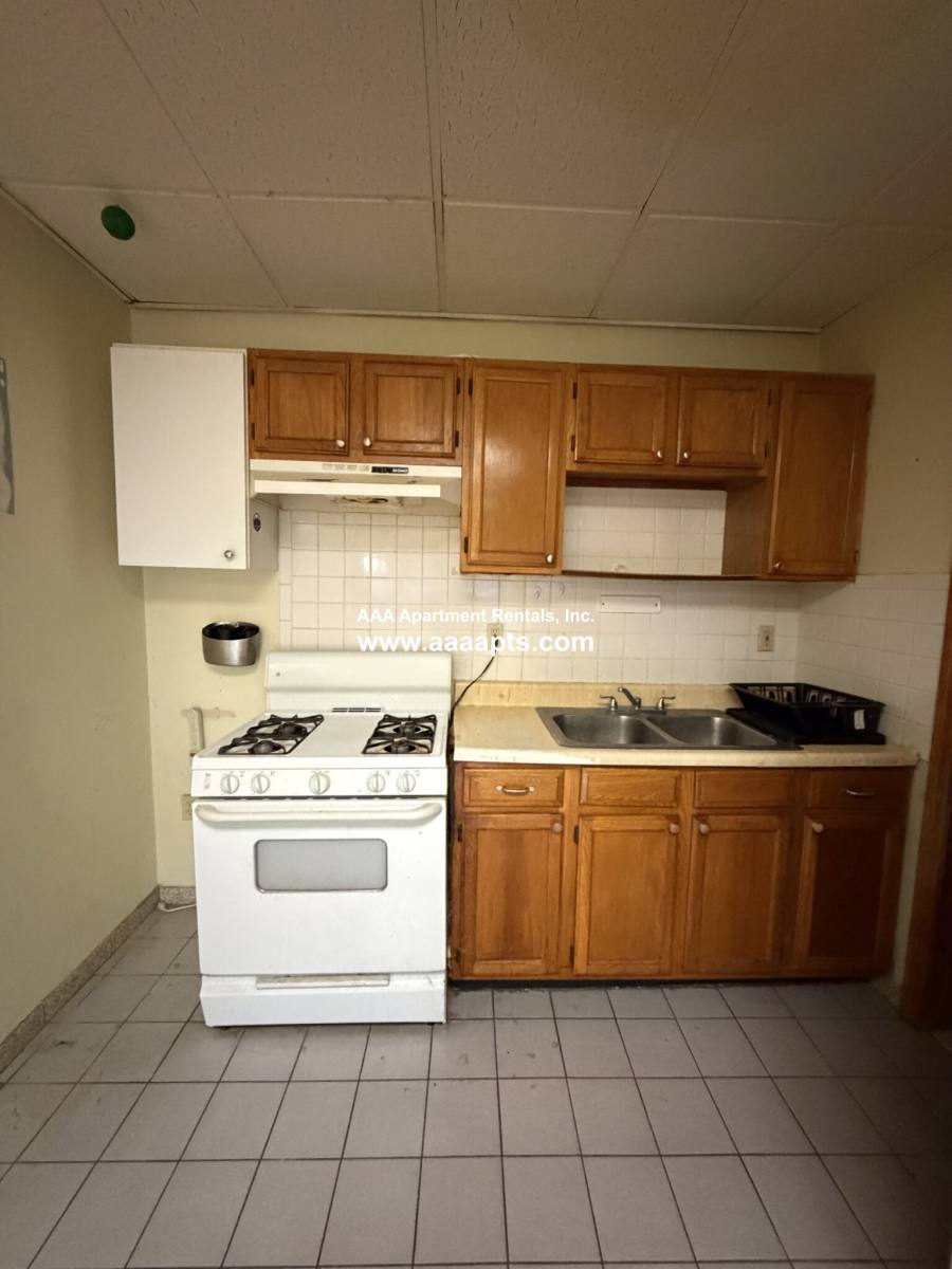Apartment for rent at 105 Ferry St #3, Malden, MA 02148