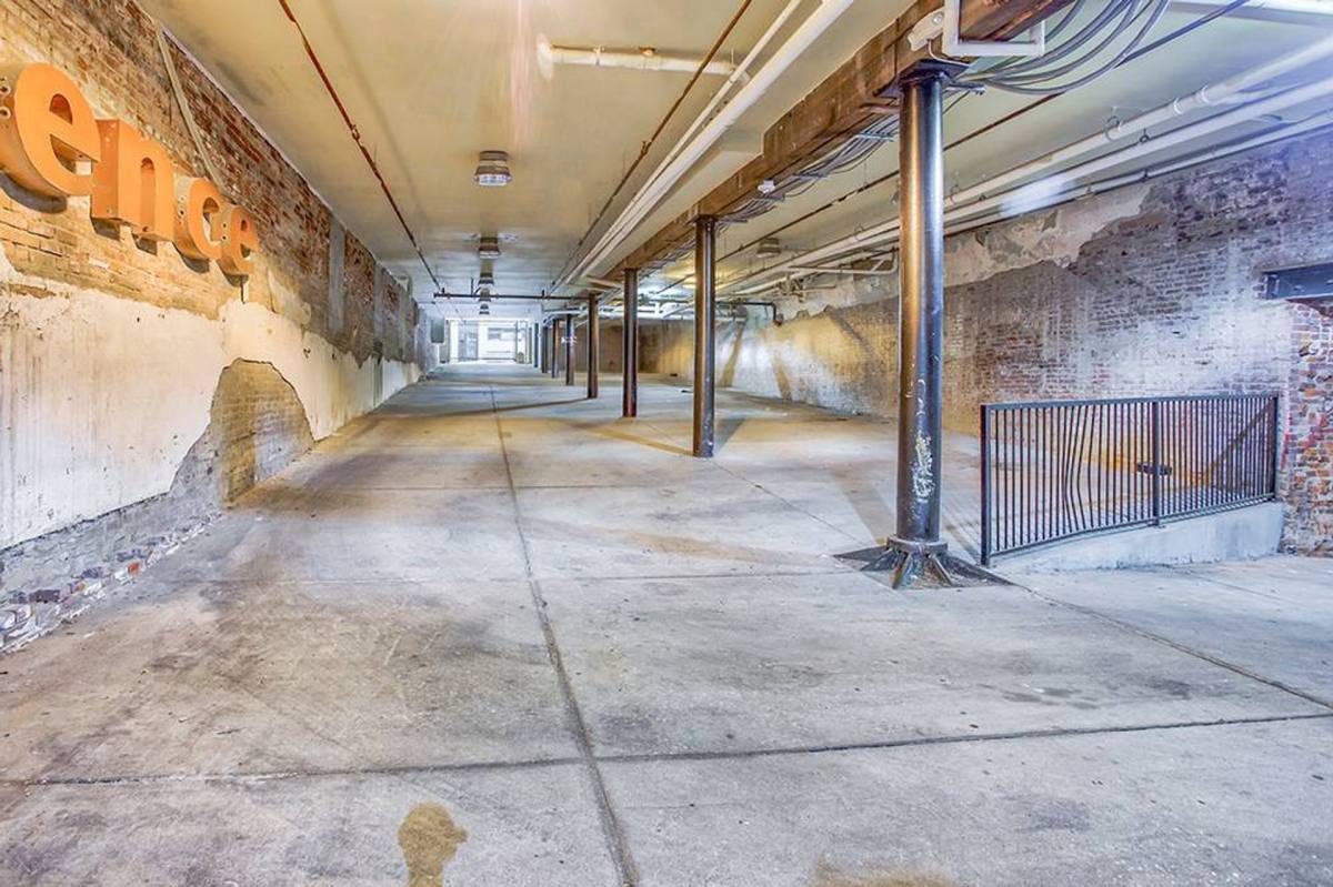 Apartment for rent at 60 S Main St, Memphis, TN 38103