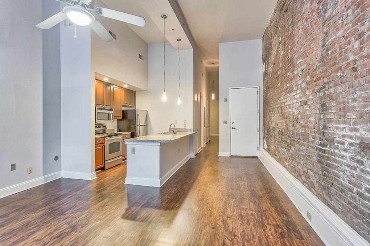 Apartment for rent at 60 S Main St, Memphis, TN 38103