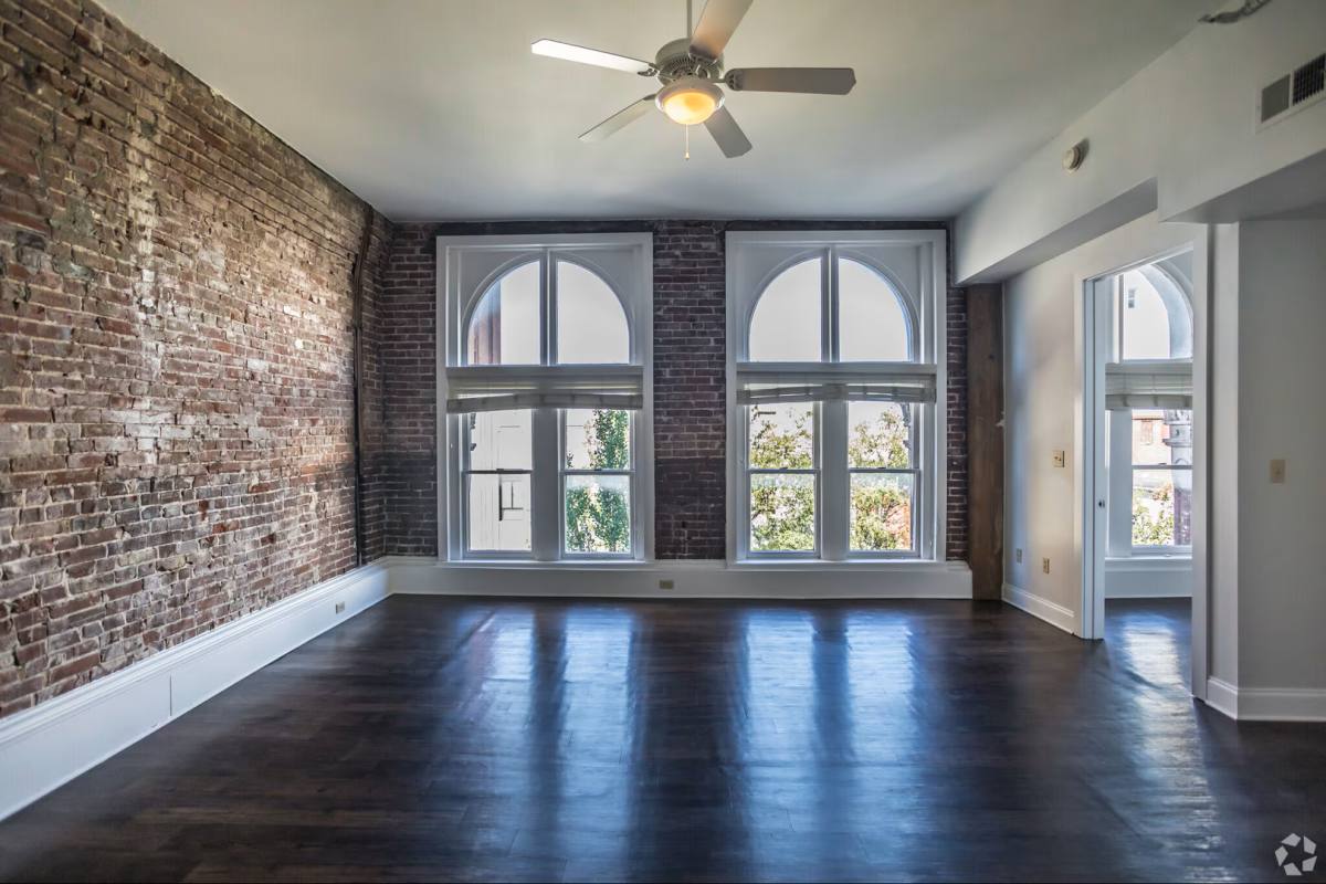 Apartment for rent at 60 S Main St, Memphis, TN 38103