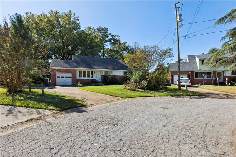 House for rent at 301 Pepper Mill Court, Norfolk, VA 23502