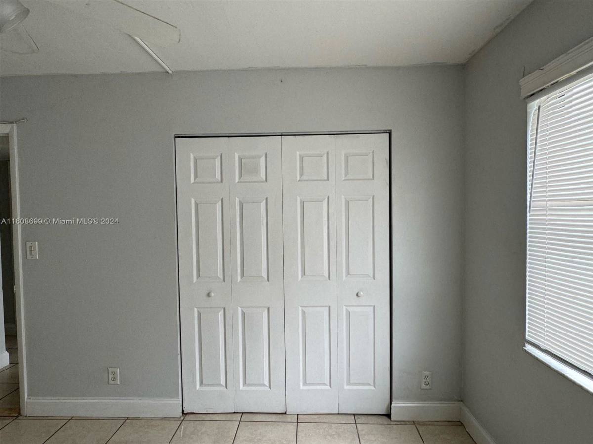 Apartment for rent at 10002 Winding Lake Rd #101, Fort Lauderdale, FL 33351