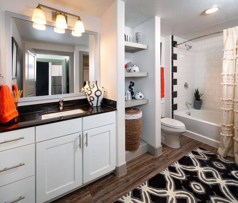 Apartment for rent at 1002 E 4th St, Austin, TX 78702