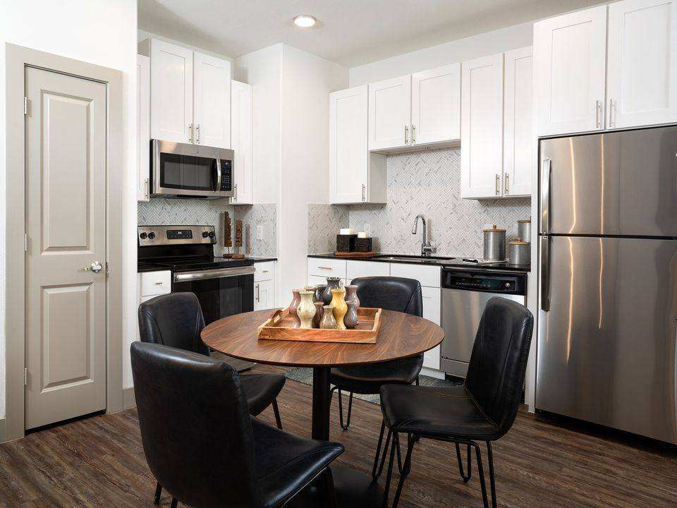 Apartment for rent at 1002 E 4th St, Austin, TX 78702