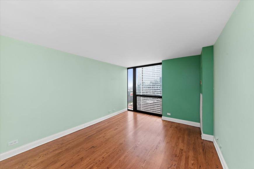 Apartment for rent at 1122 N Clark St #2706, Chicago, IL 60610