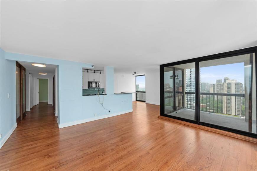 Apartment for rent at 1122 N Clark St #2706, Chicago, IL 60610