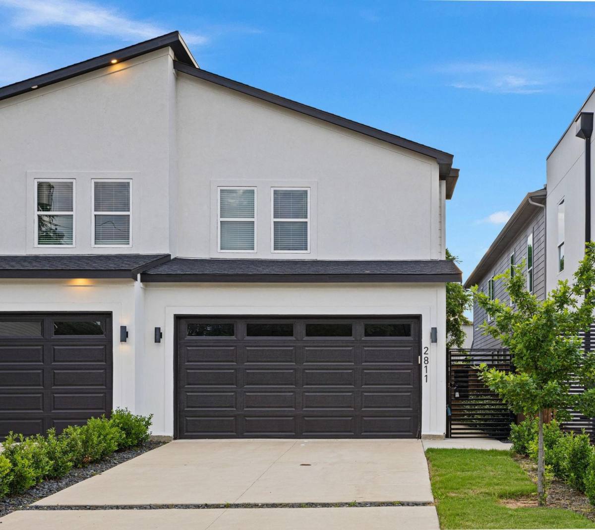 Townhouse for rent at 2811 Harston St, Dallas, TX 75212