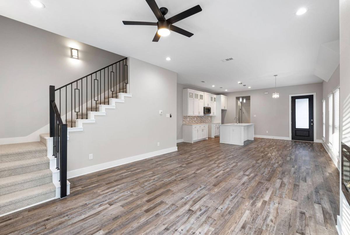 Townhouse for rent at 2811 Harston St, Dallas, TX 75212
