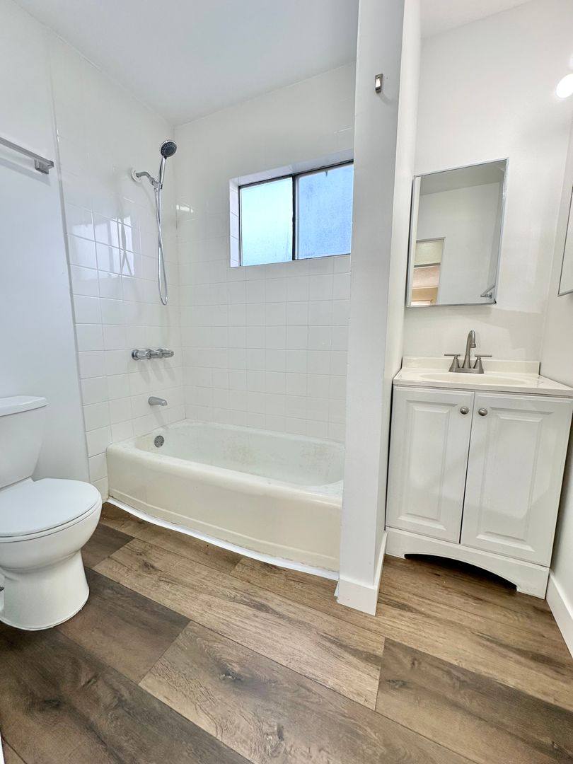 Apartment for rent at 25511-25519 S Western Ave, Lomita, CA 90717