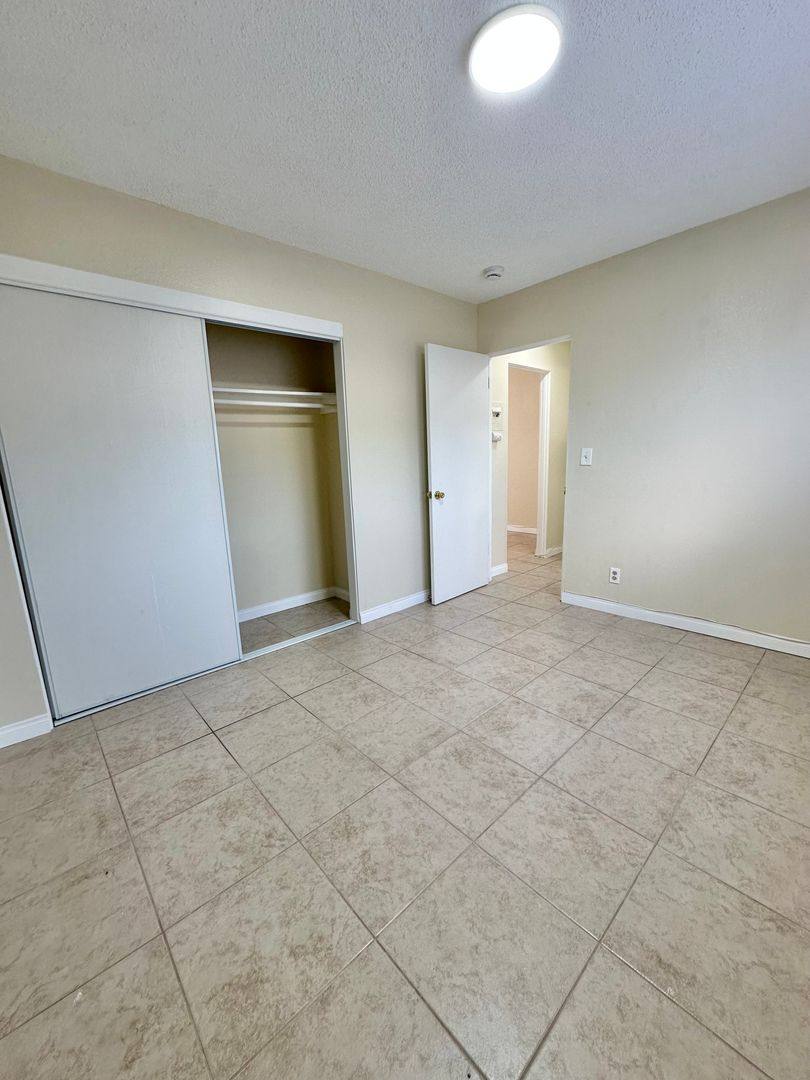Apartment for rent at 25511-25519 S Western Ave, Lomita, CA 90717