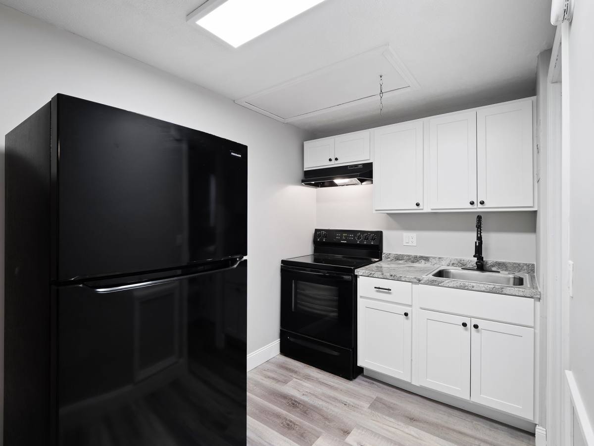 Apartment for rent at 125 S Ridge Rd W, Geneva, OH 44041