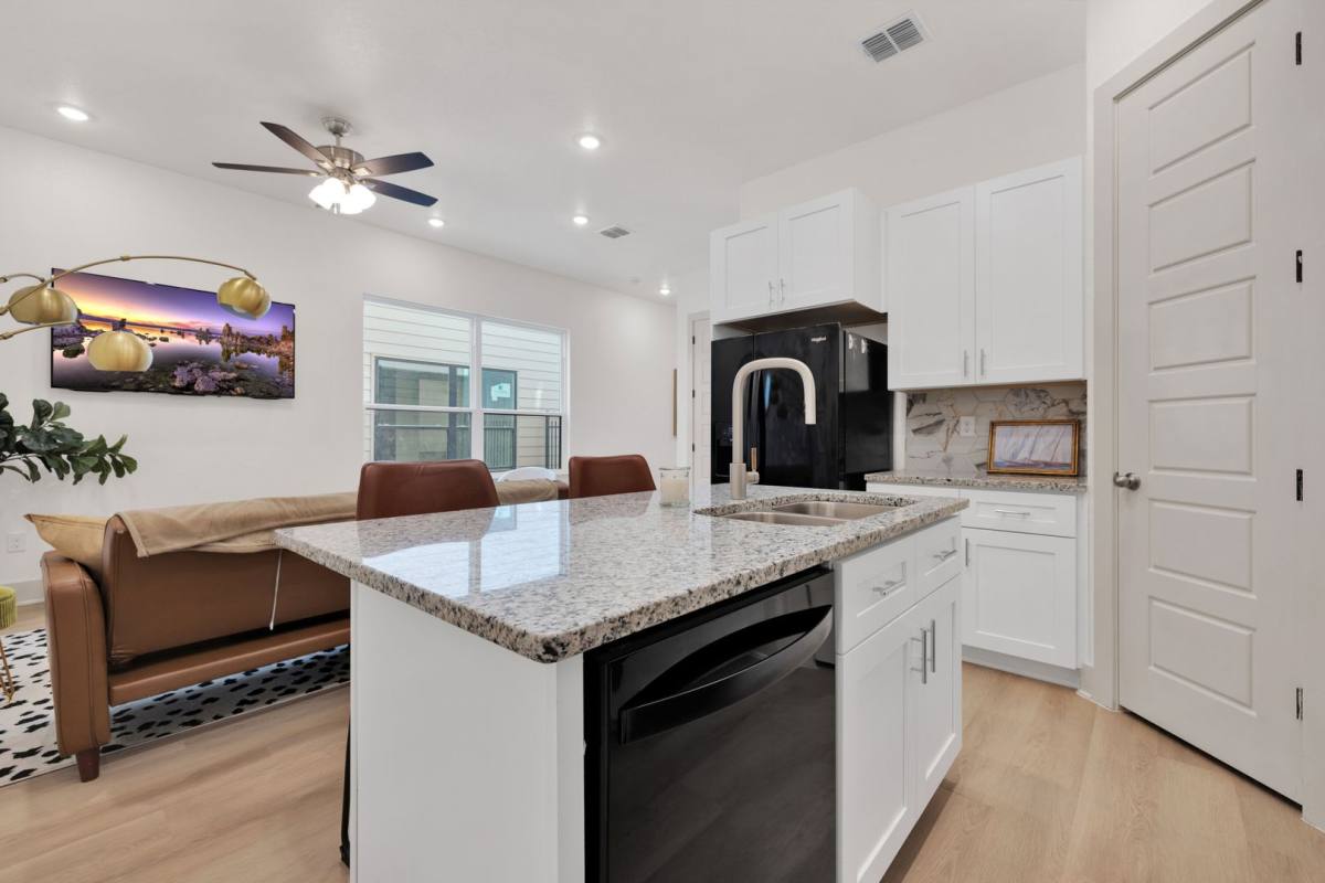 Townhouse for rent at 5150 Kelwood, San Antonio, TX 78250