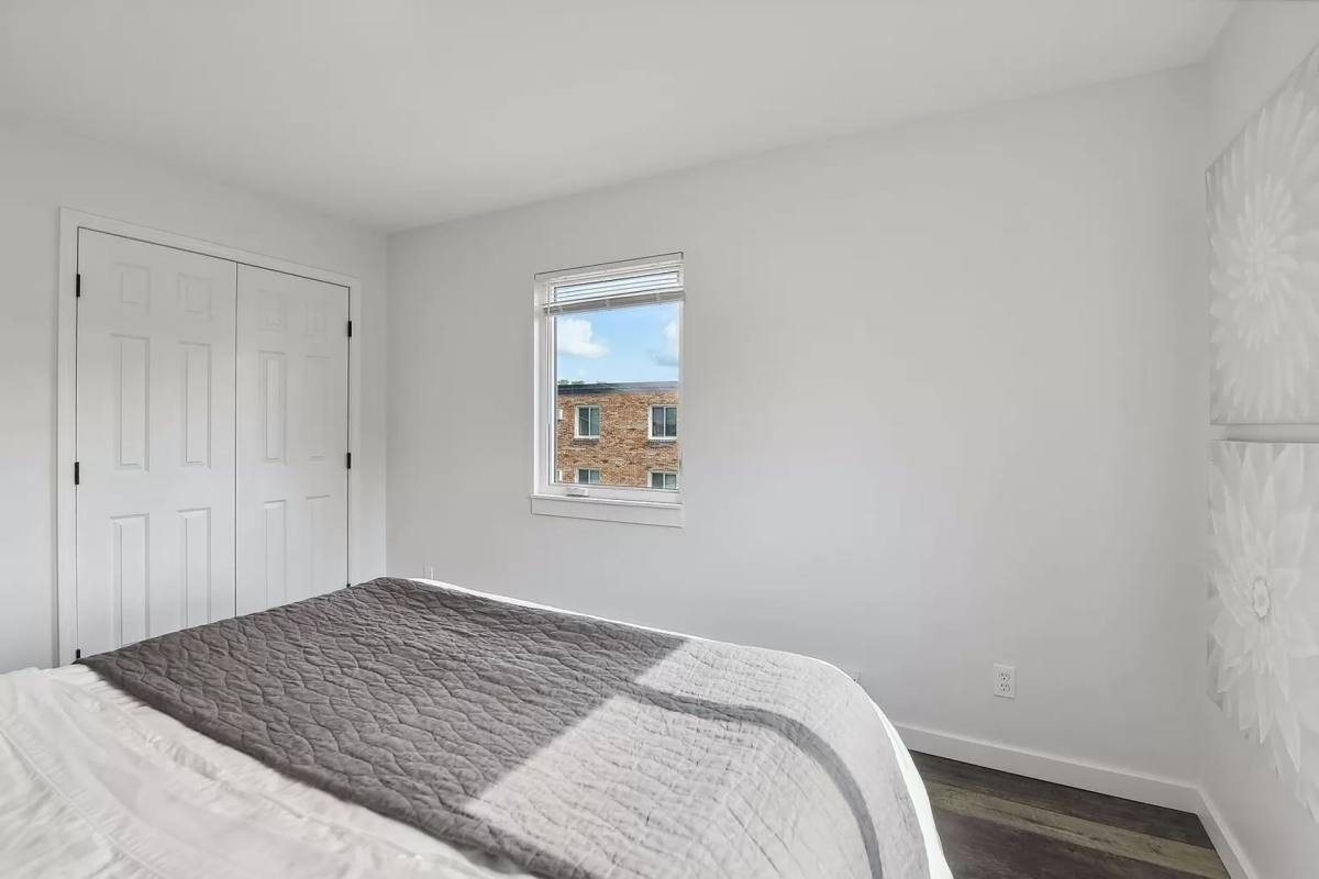Apartment for rent at 9840 Nicollet Ave S, Minneapolis, MN 55420