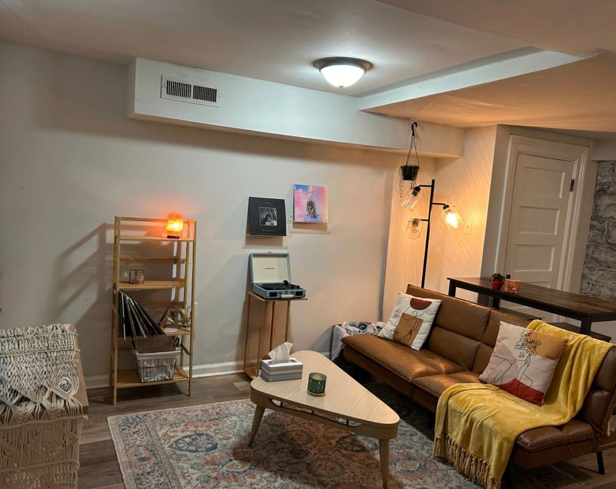 Apartment for rent at 312B S Upper St, Lexington, KY 40508