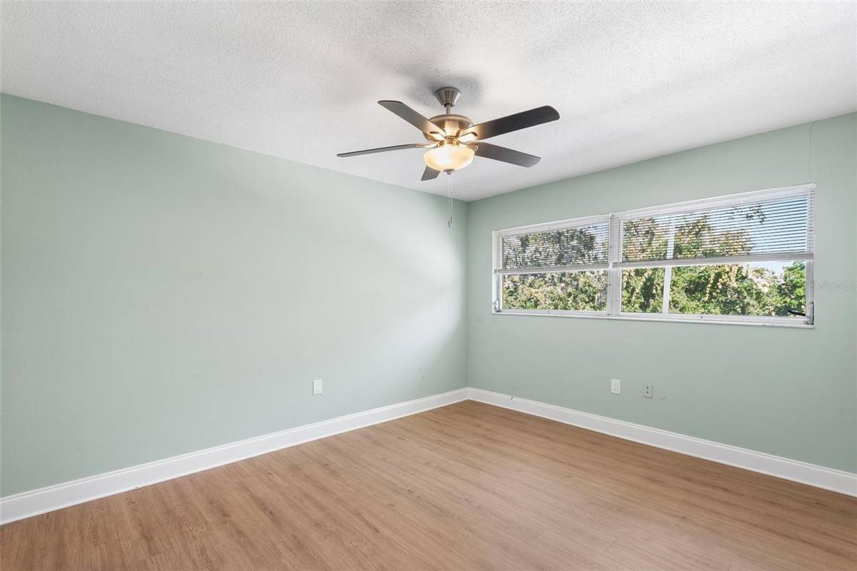 Apartment for rent at 6262 Emerson Ave S, Saint Petersburg, FL 33707