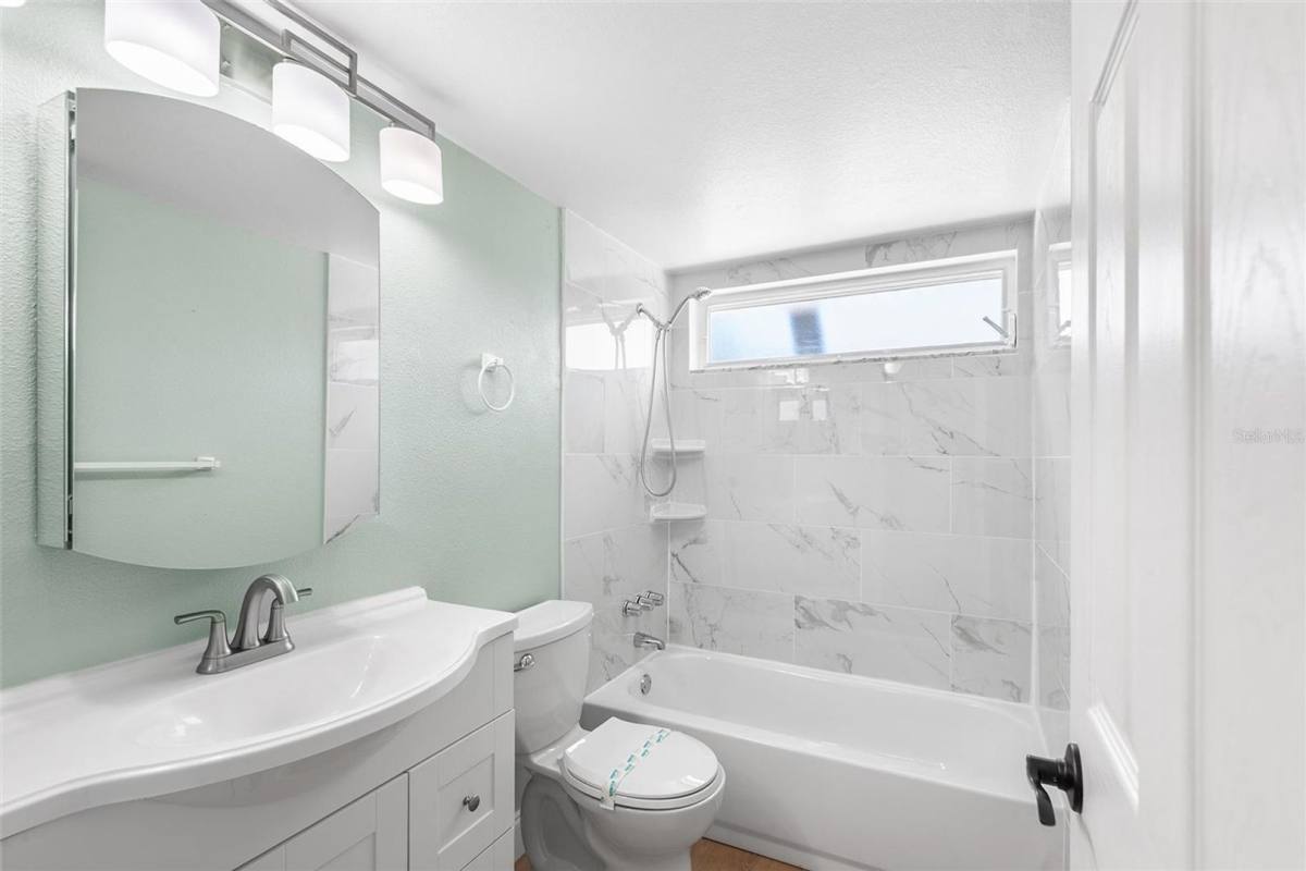 Apartment for rent at 6262 Emerson Ave S, Saint Petersburg, FL 33707