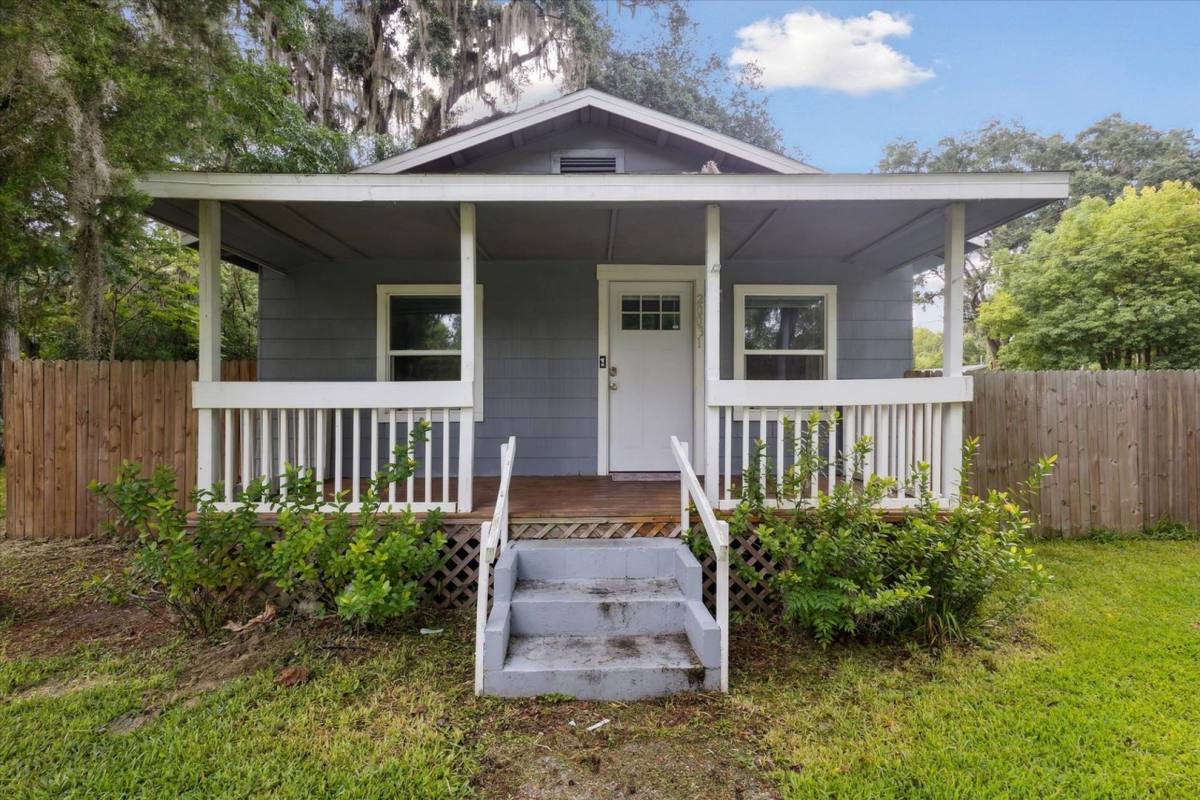 House for rent at 20031 Oakdale Ave, Brooksville, FL 34601