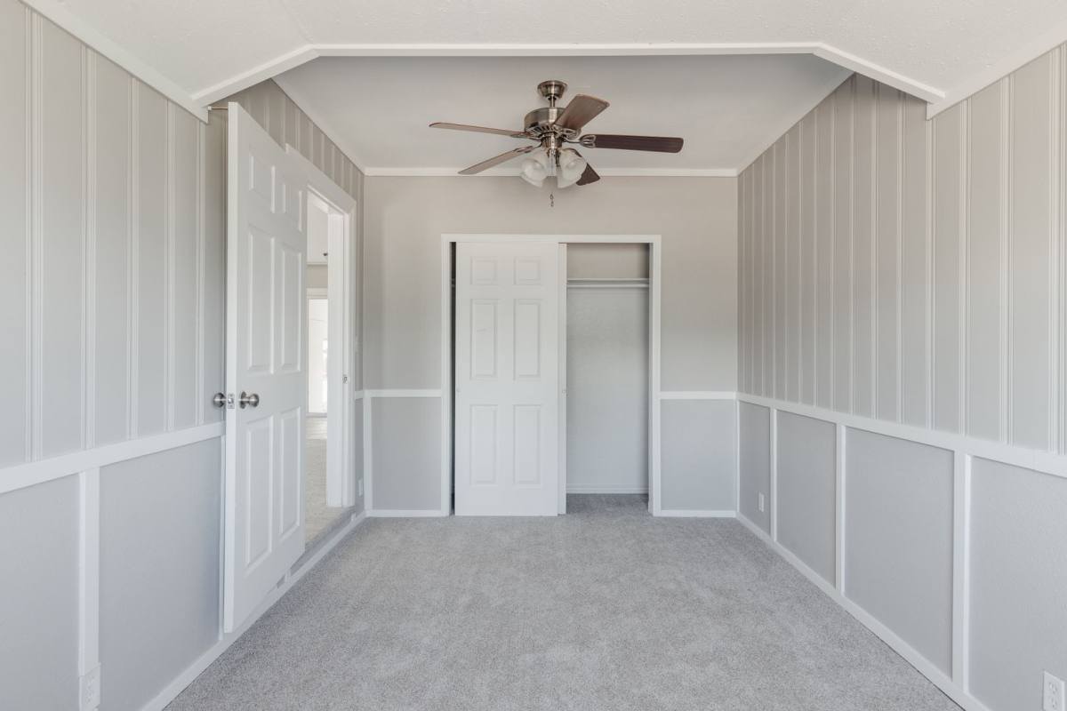 Townhouse for rent at 1945 N Oakland St, Aurora, CO 80010