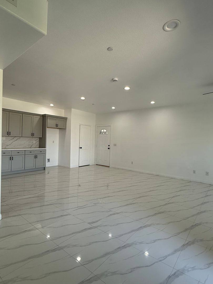 Apartment for rent at 16220 Arrow Blvd, Fontana, CA 92335