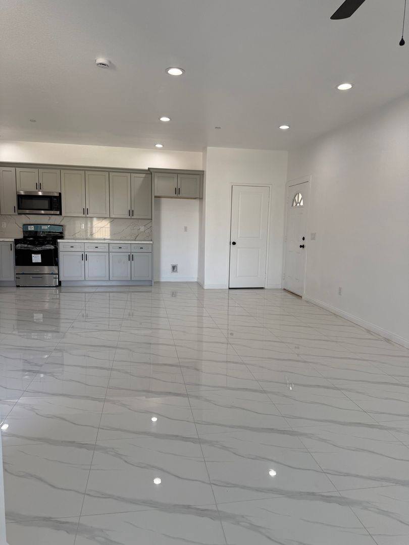Apartment for rent at 16220 Arrow Blvd, Fontana, CA 92335