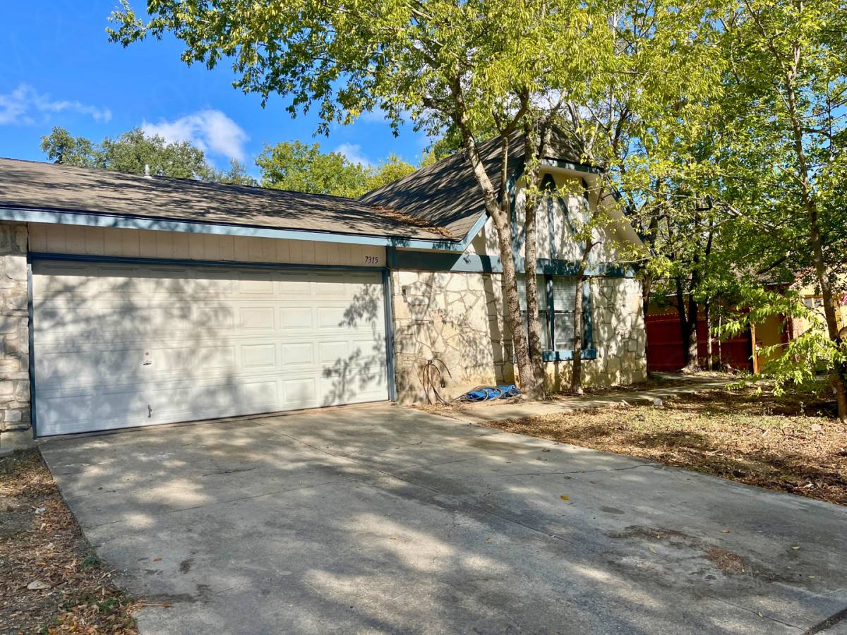 House for rent at 7315 Ridge Beach, Converse, TX 78109
