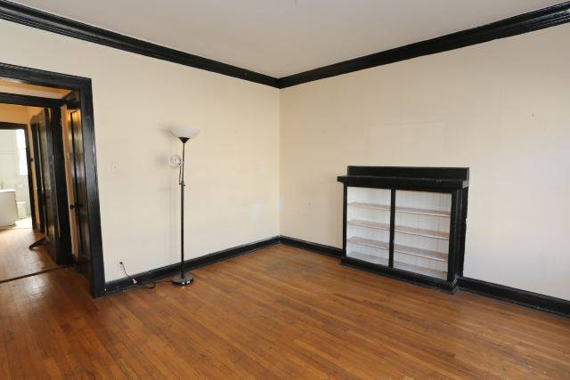 Apartment for rent at 1923 Winnemac #3, Chicago, IL 60640