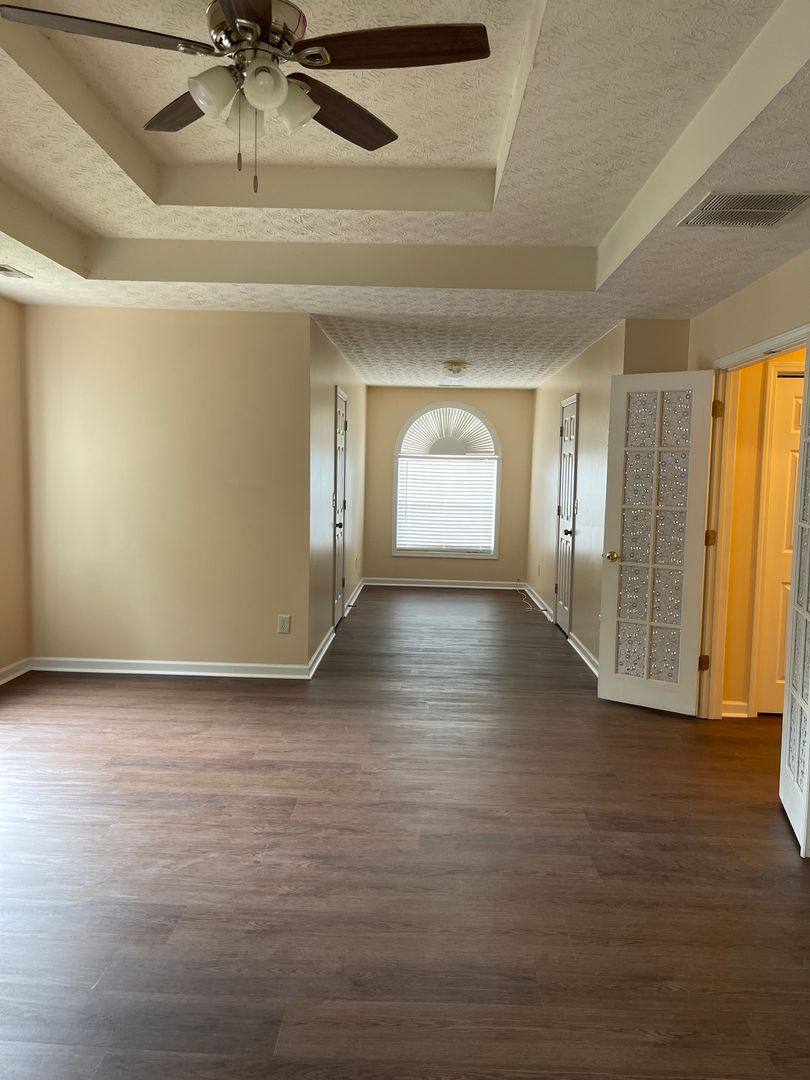 House for rent at 318 Derby Dr, Riverdale, GA 30274
