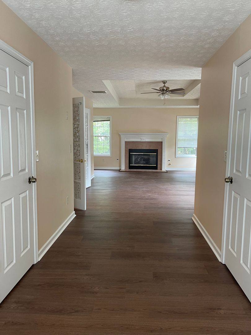 House for rent at 318 Derby Dr, Riverdale, GA 30274