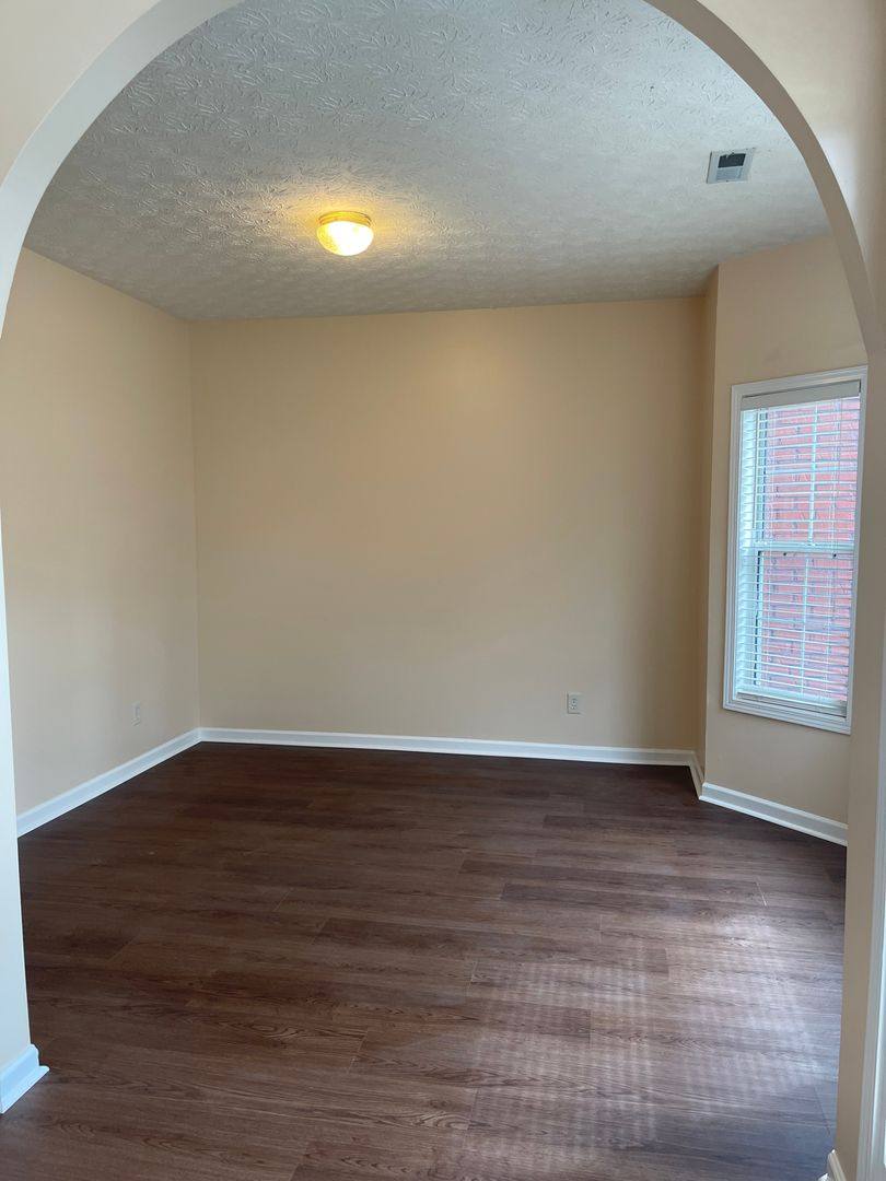 House for rent at 318 Derby Dr, Riverdale, GA 30274