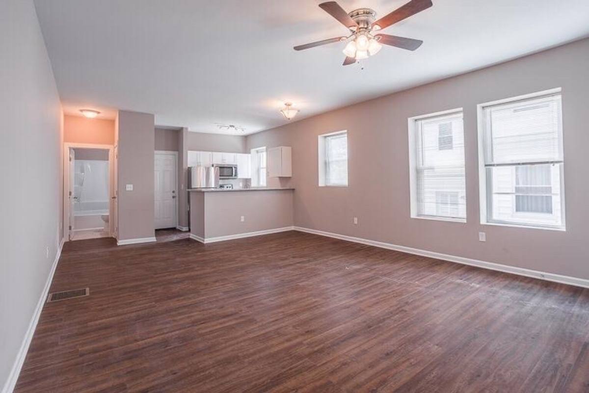 Apartment for rent at 1931 Delaware Ave, Cincinnati, OH 45212