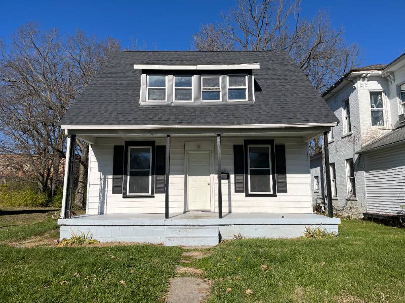 House for rent at 816 W Liberty St, Springfield, OH 45506