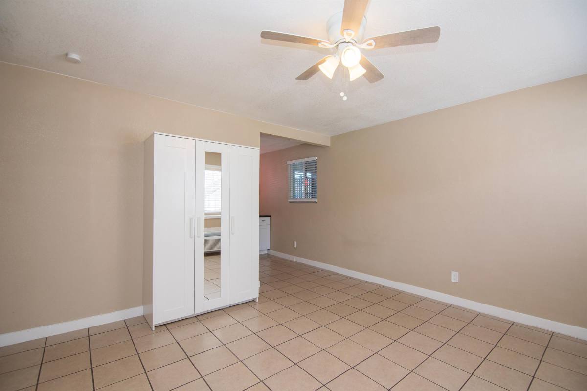 Apartment for rent at 4130 N 12th St, Phoenix, AZ 85014