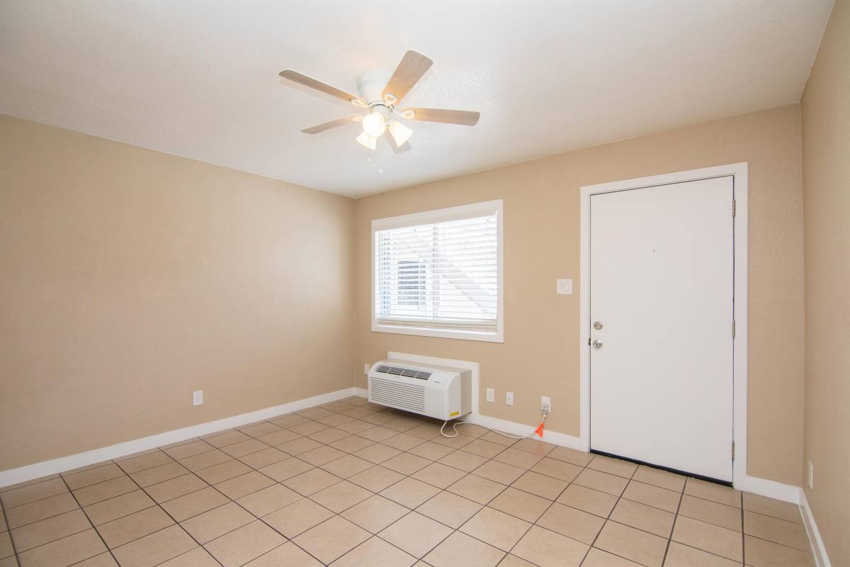Apartment for rent at 4130 N 12th St, Phoenix, AZ 85014