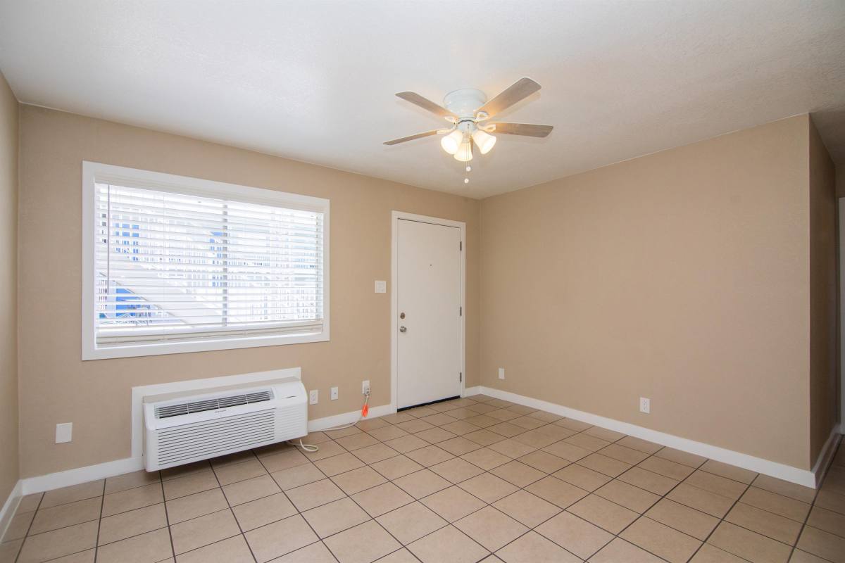 Apartment for rent at 4130 N 12th St, Phoenix, AZ 85014