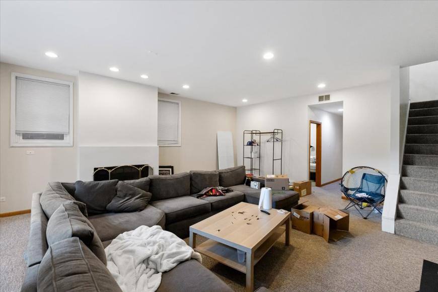 Apartment for rent at 2338 N Greenview #1, Chicago, IL 60614