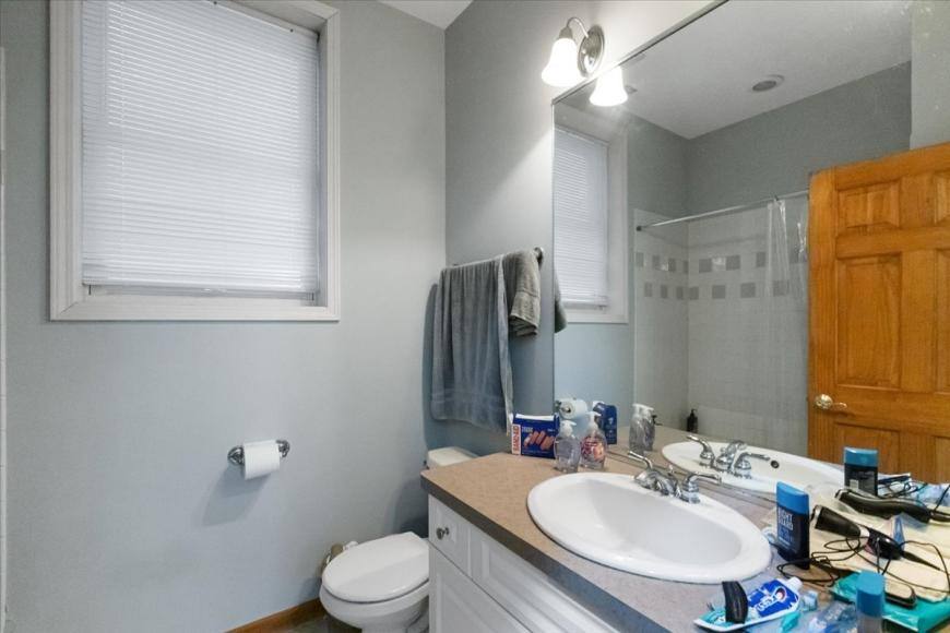 Apartment for rent at 2338 N Greenview #1, Chicago, IL 60614