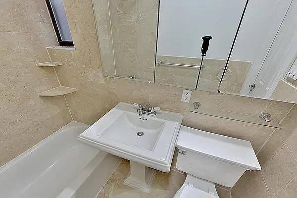 Apartment for rent at 326 E 35th St #54, New York, NY 10016