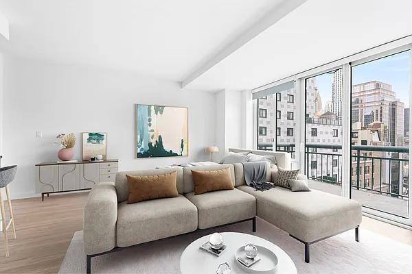 Apartment for rent at 70 W 37th St #1904, New York, NY 10018