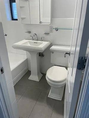 Apartment for rent at 326 E 35th St #2, New York, NY 10016