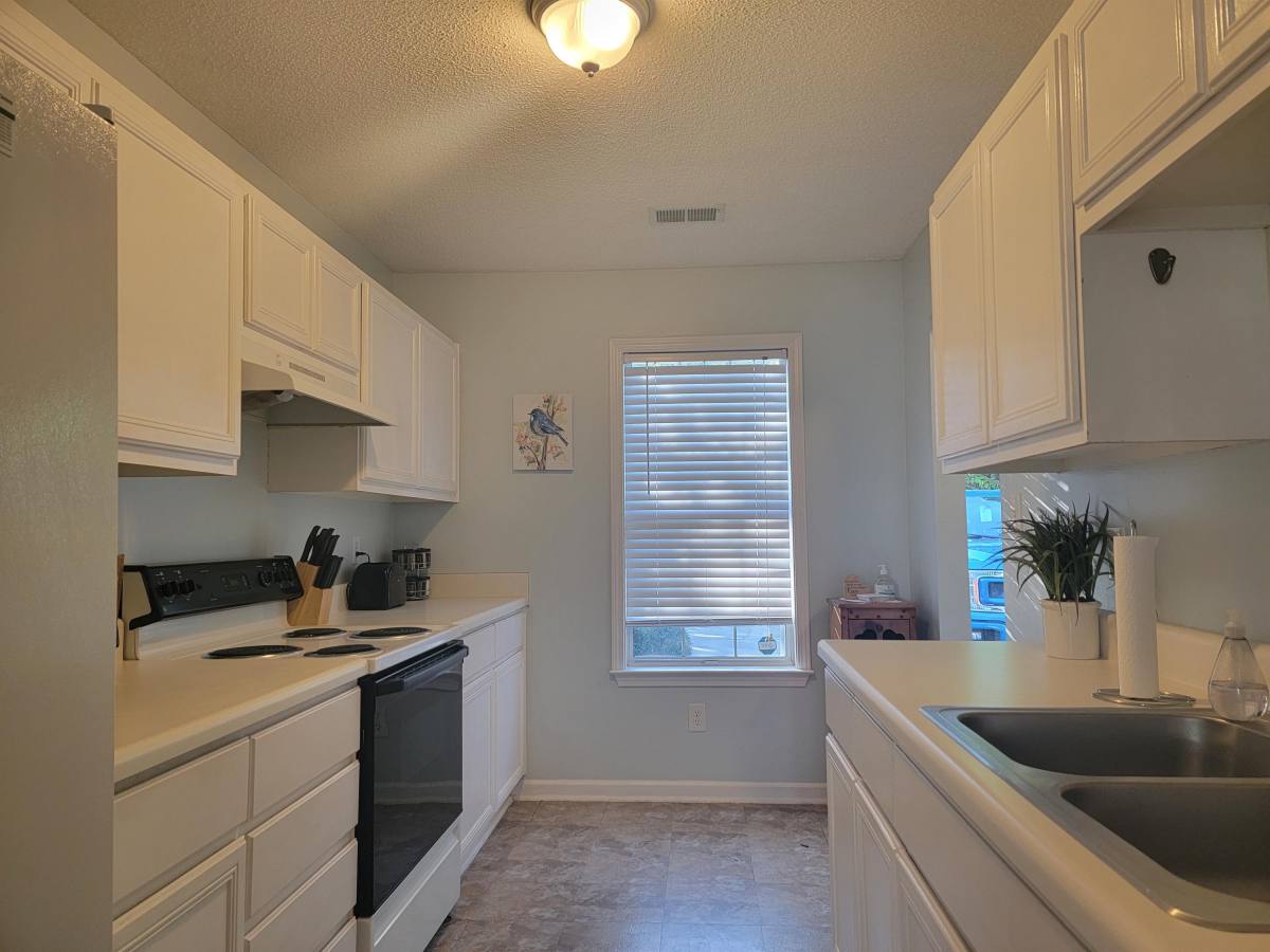 Townhouse for rent at 14 Heritage Village Lane #1, Columbia, SC 29212