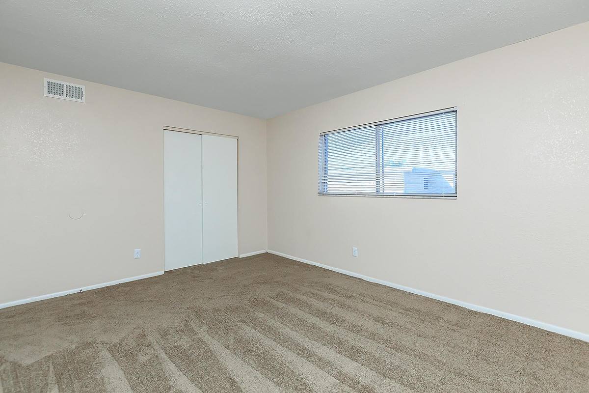 Apartment for rent at 6522 54th Ave N, Saint Petersburg, FL 33709
