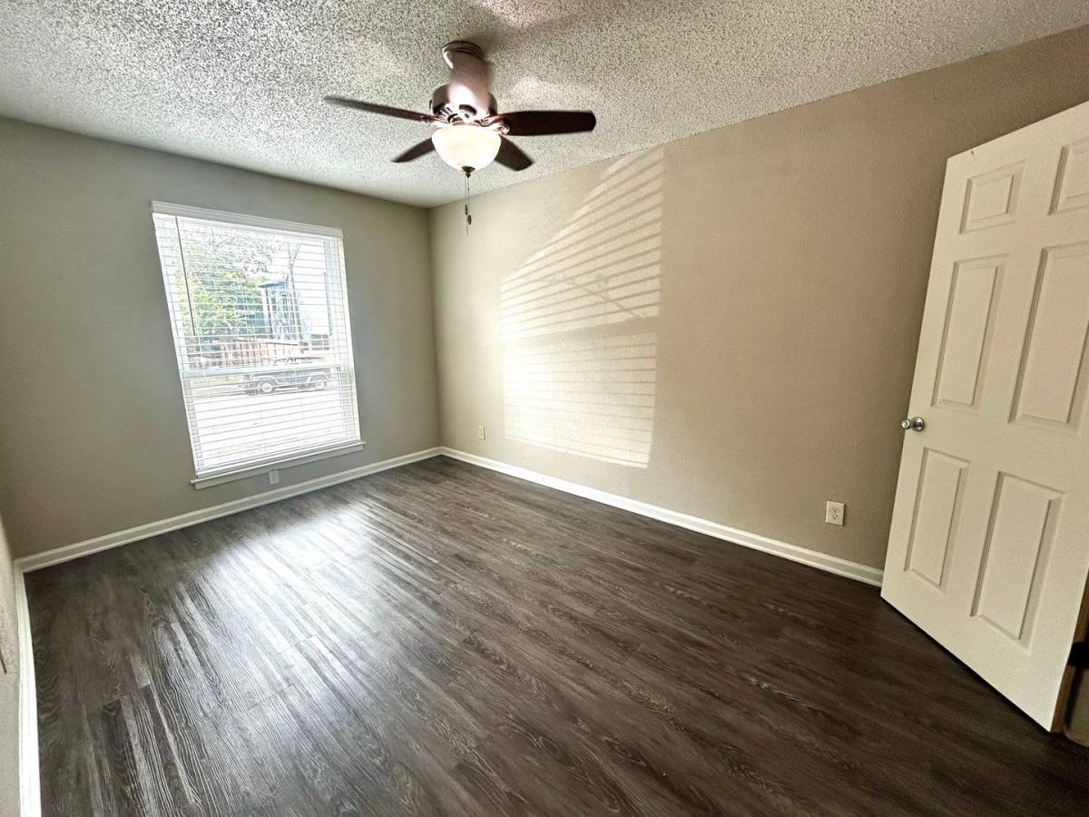 Condo for rent at 2401 Manor Rd, Austin, TX 78722